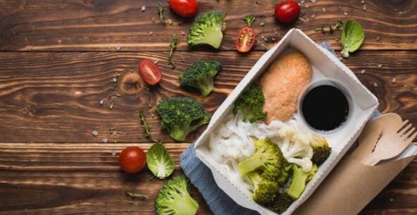 comida seria para o xantar cunha nutrición adecuada